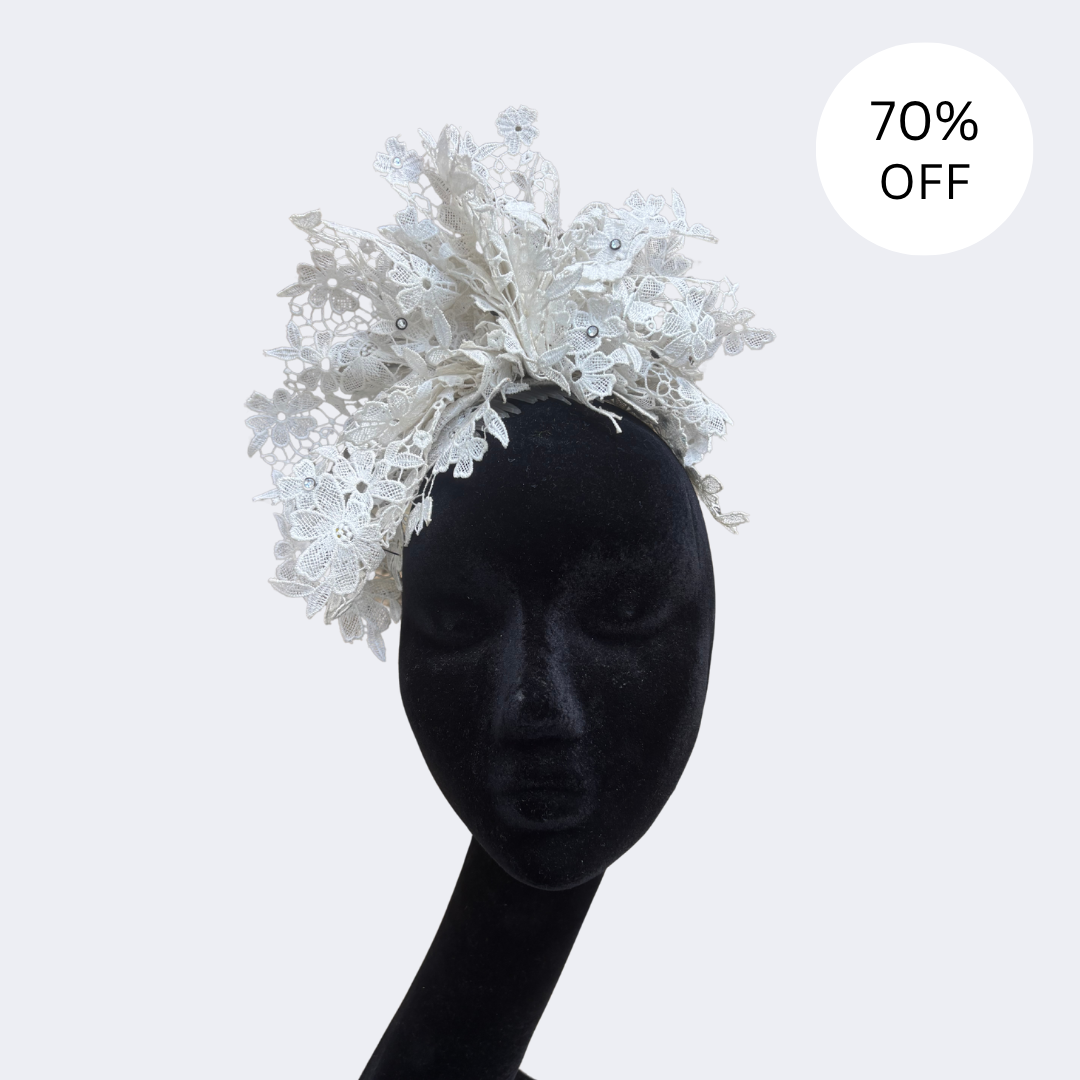 SALE | Lace Crest - Ivory