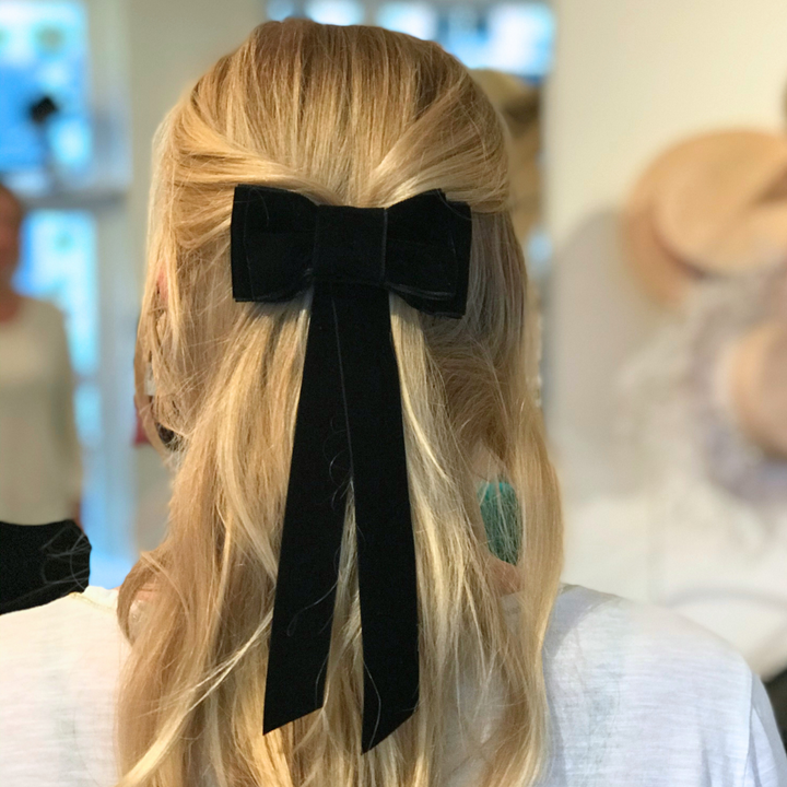 The Blondie Tail Bow