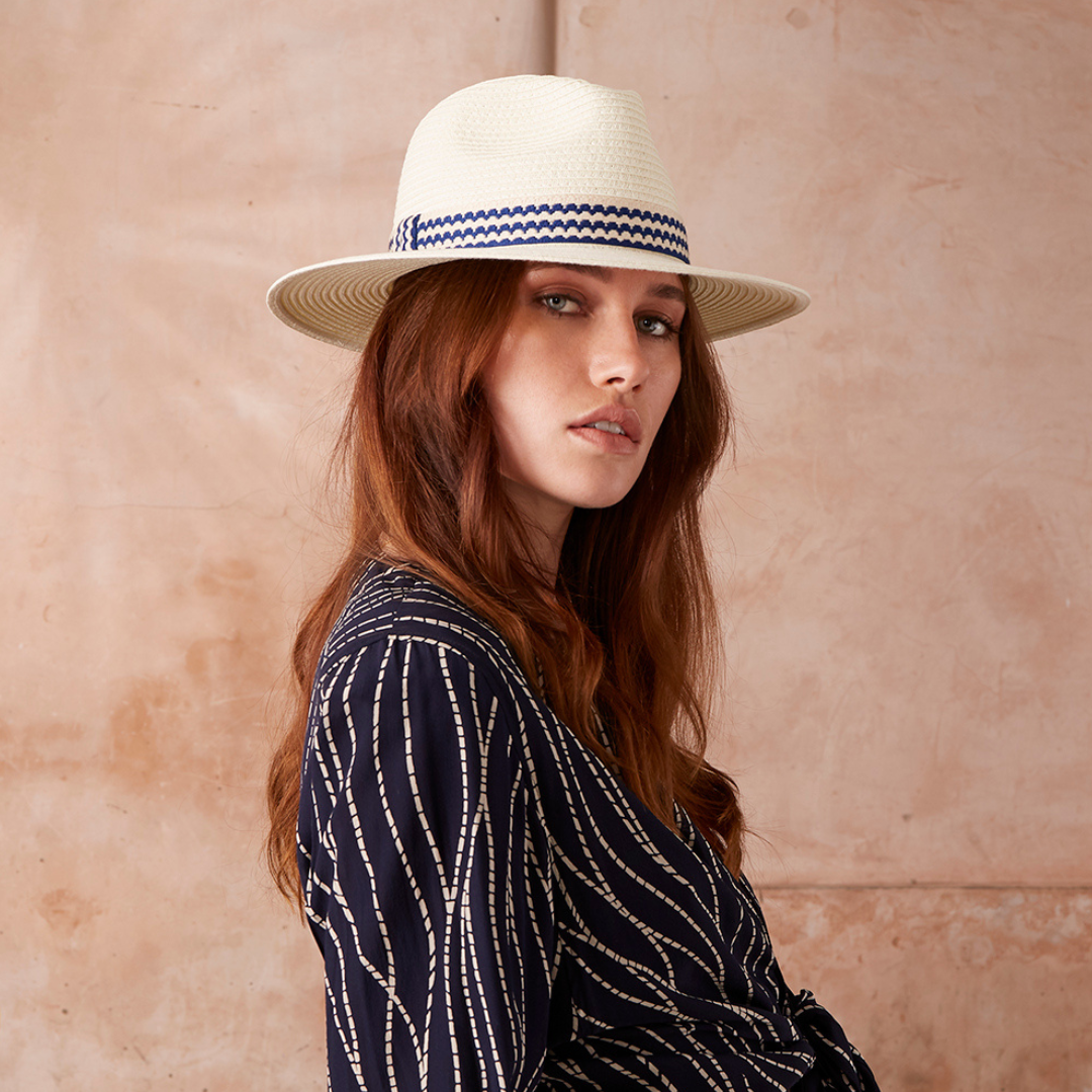 Ivory World Traveller - Blue Wave with Pompoms