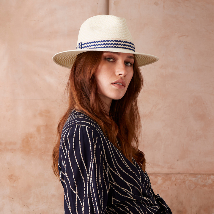 Ivory World Traveller - Blue Wave