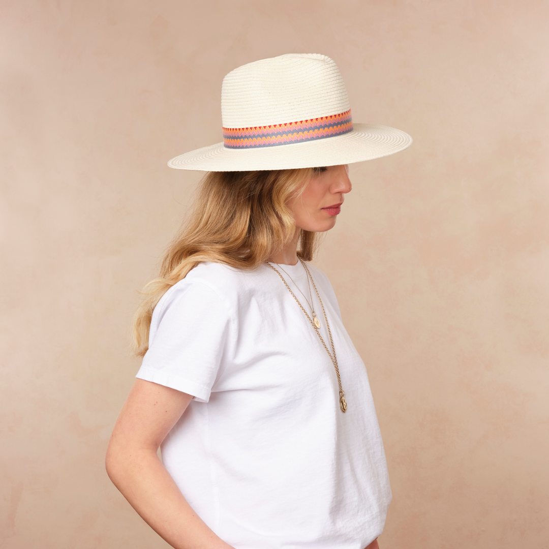 Wide Brim World Traveller - Peachy Wave