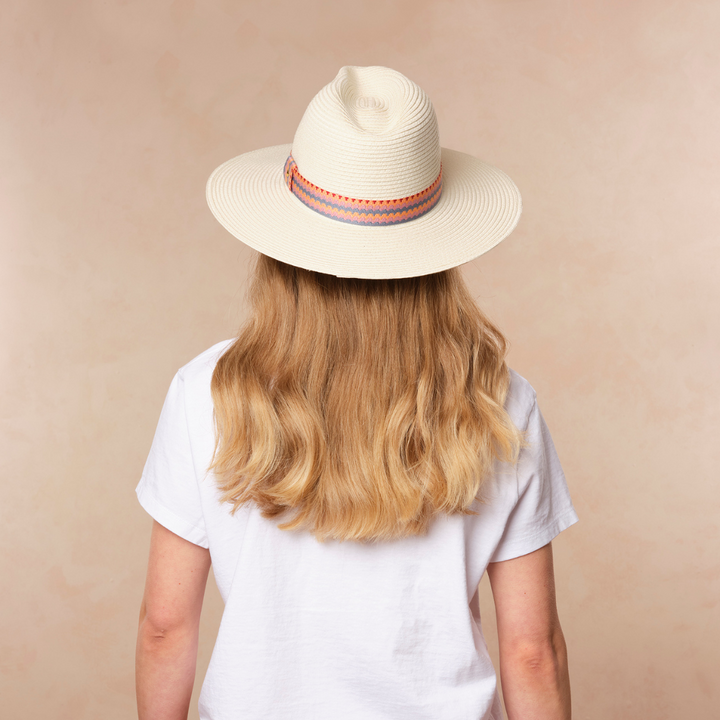Wide Brim World Traveller - Peachy Wave