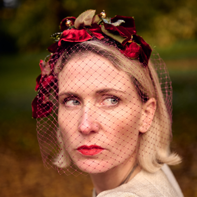 Rose Hart Veil - Hire